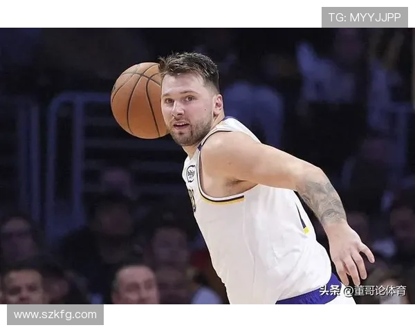 雷迪克调侃独行侠战术称东契奇留场只为刷分三次机会已足够